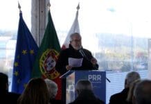 Isaltino Morais defendeu a desafetação de terrenos da reserva agrícola nacional para habitação pública.