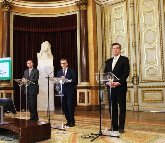 O palco que irá ser instalado no Parque Eduardo VII terá o custo de 450 mil euros e será financiado pela Fundação JMJ