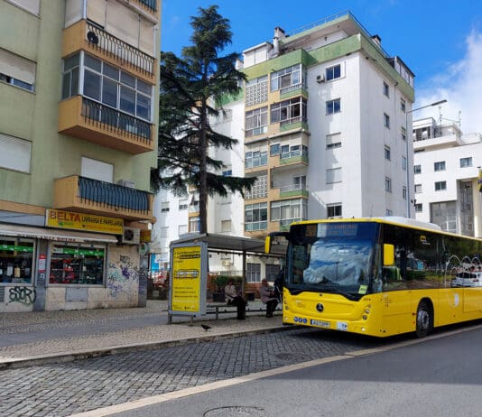 CARRIS METROPOLITANA COM SERVIÇO NORMALIZADO DURANTE GREVE DA CARRIS