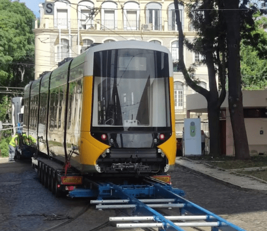 A Carris comprou 15 novos elétricos para reforçar a oferta da carreira 15 e expandi-la à Cruz Quebrada.