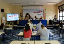 Escola de Linda-a-Velha debateu o problema do bullying e as fórmulas para o combater
