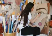 Sarah Ferreira inaugura exposição ‘Queres que eu te conte uma história’ no Hotel do Chiado a 12 de dezembro