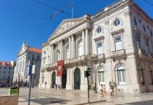 Orçamento municipal volta a gerar controvérsia entre Moedas e a oposição