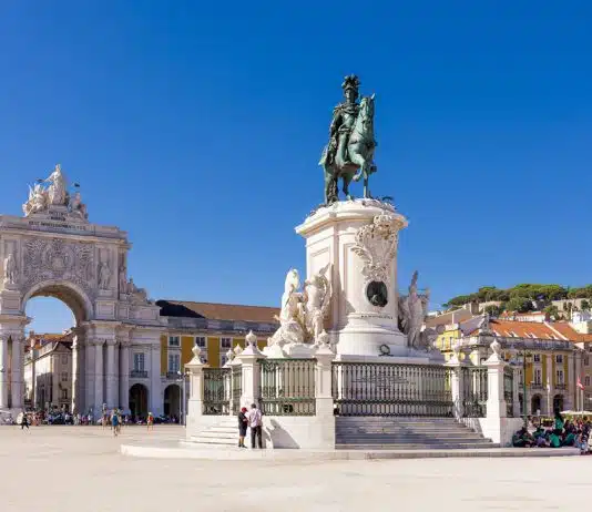 Lisboa é o melhor destino europeu para férias em família este verão