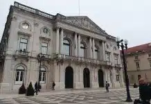 PCP de Lisboa acusa CML de “ataque à liberdade de propaganda política”