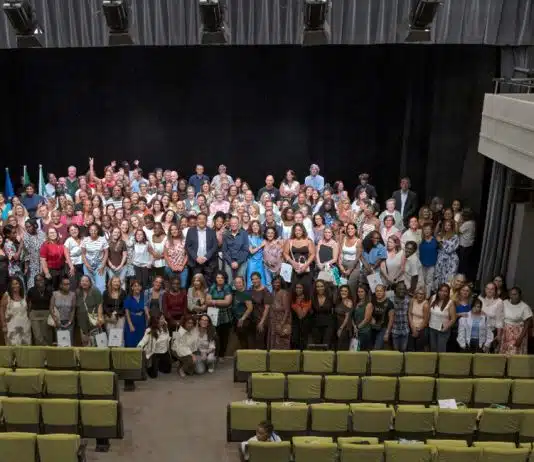 Amadora vincula 150 assistentes operacionais às escolas municipais