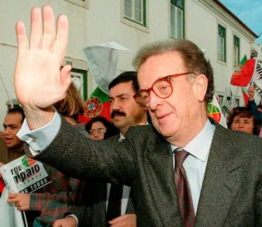 PS Oeiras assinala cinco anos da morte de Jorge Sampaio